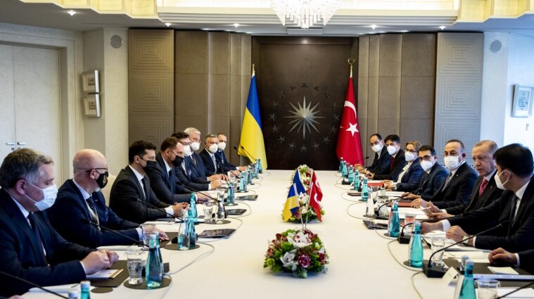 Зустріч Зеленського та путіна може статися до кінця квітня - турецький міністр