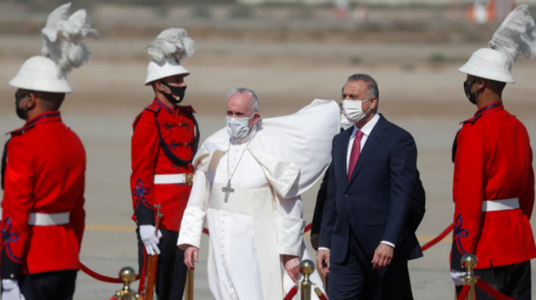 Папа Римський Франциск вперше в історії прибув до Іраку
