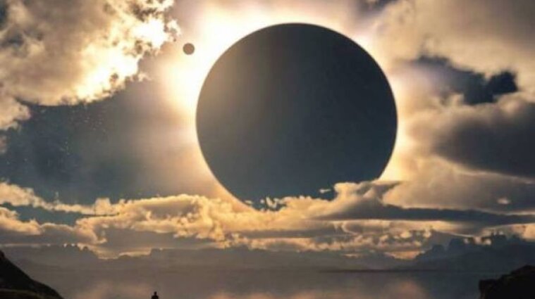 Місячне затемнення 25 березня: на кого вплине найбільше