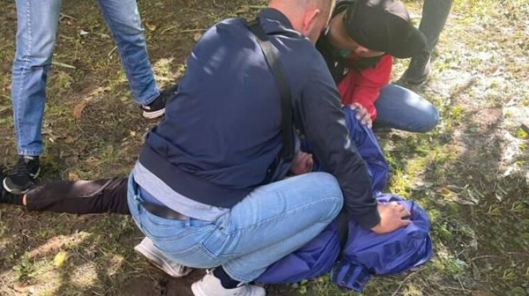 "Роботодавець" на Житомирщині зарізав жінку, яка приїхала за оголошенням