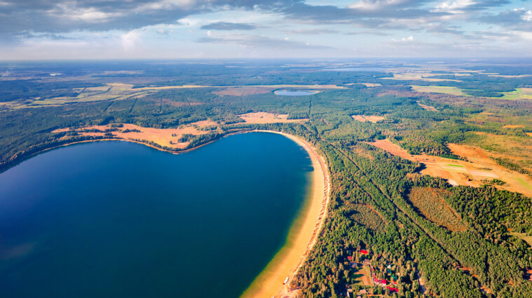 Літо в Україні: скільки коштує відпочинок на Шацьких озерах