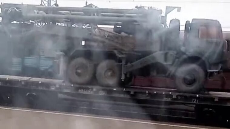 Россия перебрасывает в Крым военную технику из Забайкальского края - видео