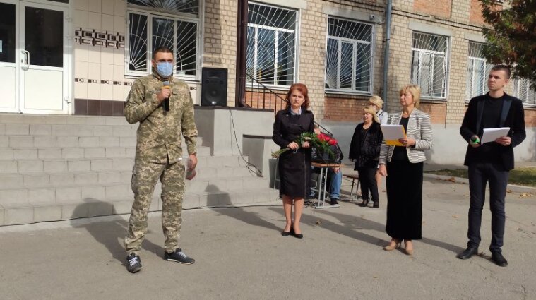 В Харькове открыли мемориальную доску погибшему в зоне АТО