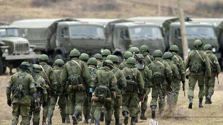Россия стягивает войска и "Грады" из Крыма в Запорожье и Мелитополь