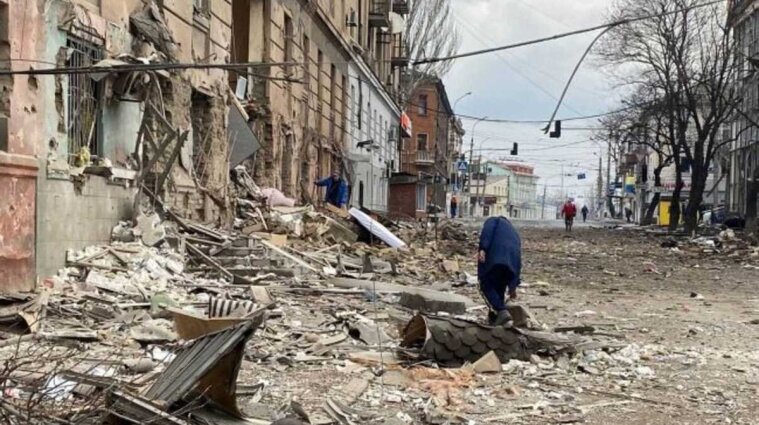 Окупанти знесуть все зруйноване житло в Маріуполі - Андрющенко