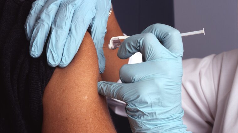 У столиці очікується спалах коронавірусу: киянам нагадали адреси пунктів вакцинації
