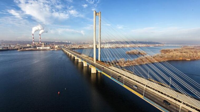 В Киеве открыли еще один мост для автотранспорта