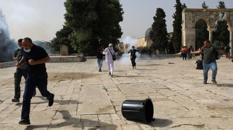 "Залізний купол" Ізраїлю перехопив ракетні удари "Хамасу" - фото