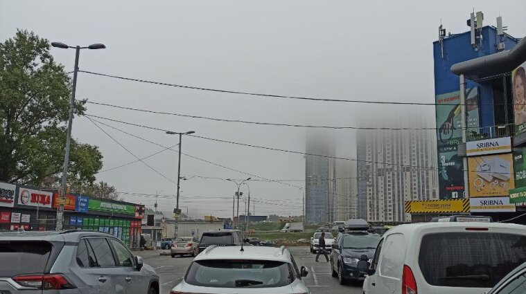 Українців попередили про порушення руху транспорту через туман
