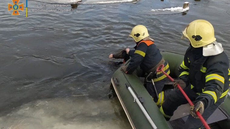Ребенок утонул на озере в Волынской области