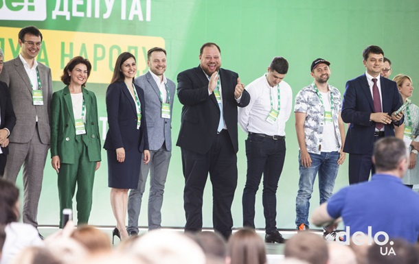 "Слуга народа" останется без финансов?