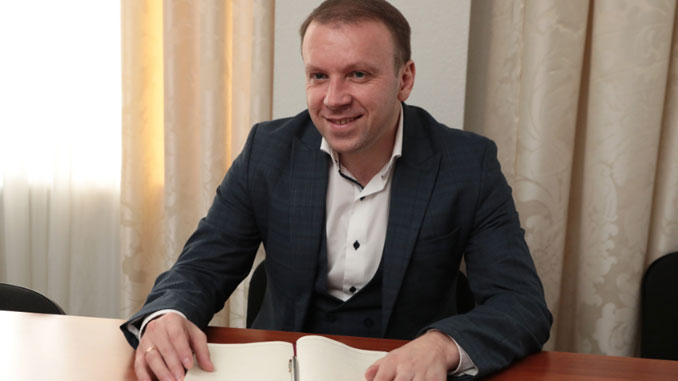 Роман Ермоличев считает, что учителей слишком много?