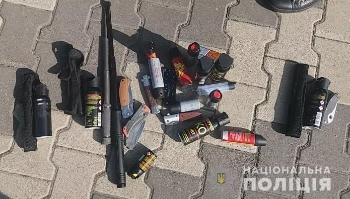 Під Одесою на зборах ОПЗЖ відбулися сутички: затримали близько півсотні людей