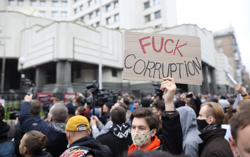 Конституційний суд замовив "захист від презервативів"