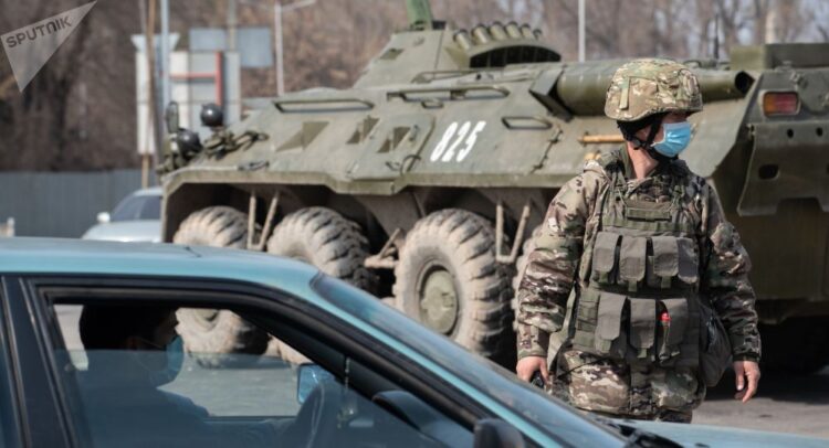 У Бішкеку вводять комендантську годину