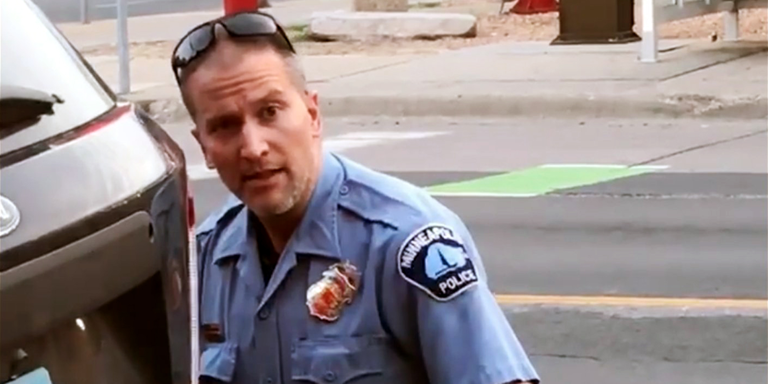 В США отпустили под залог экс-полицейського, которого обвиняют в убийстве Джорджа Флойда