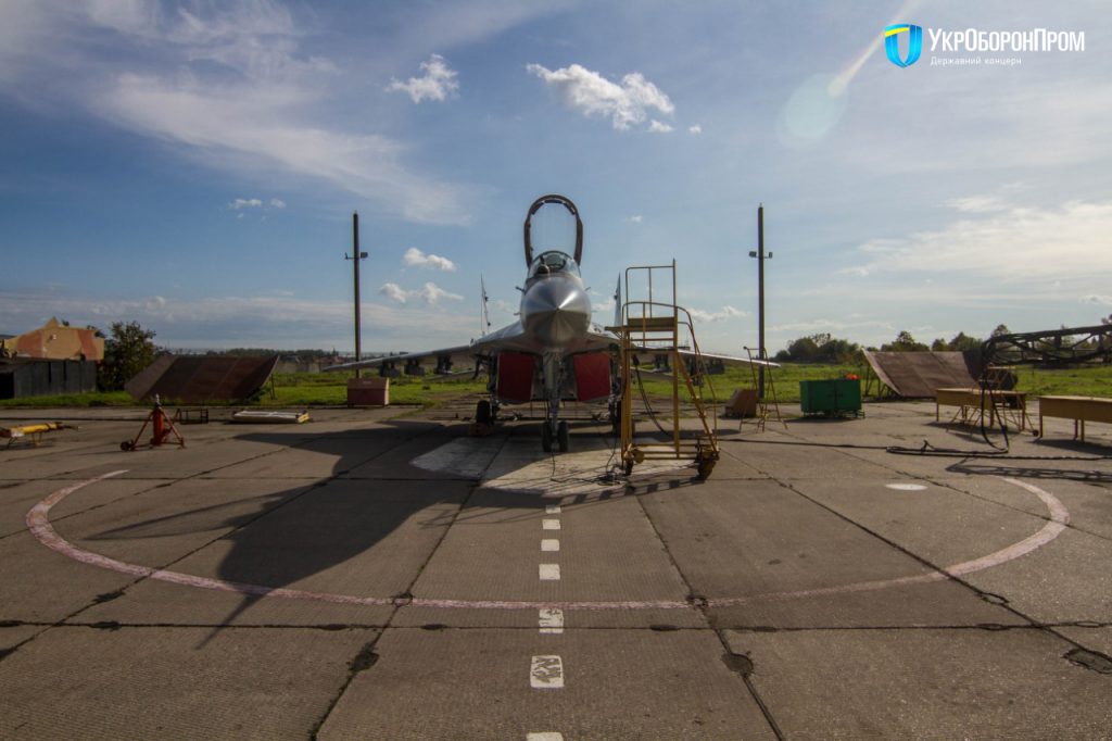 Украинские военные получили модернизированный истребитель МиГ-29