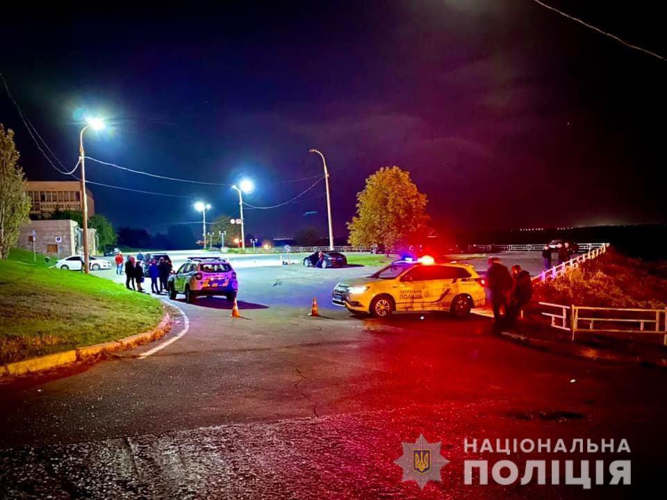 Стрельба в парке Херсона: ранен 35-летний мужчина