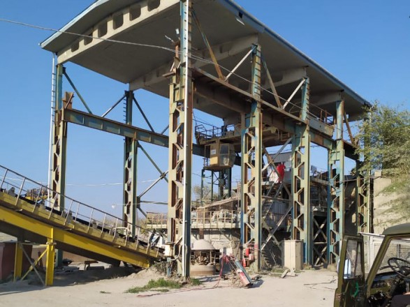 В Николаевской области мужчина упал в дробильную машину для щебня