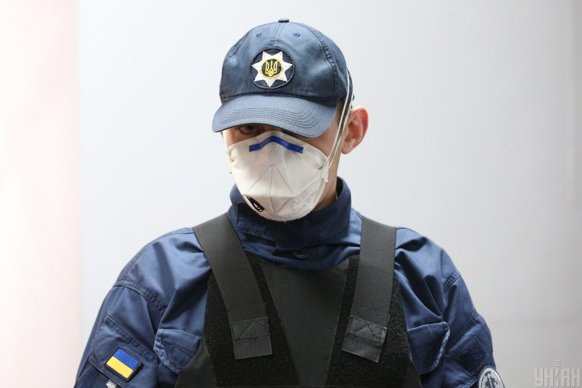 У Зеленского рассказали о версиях смерти работницы посольства США