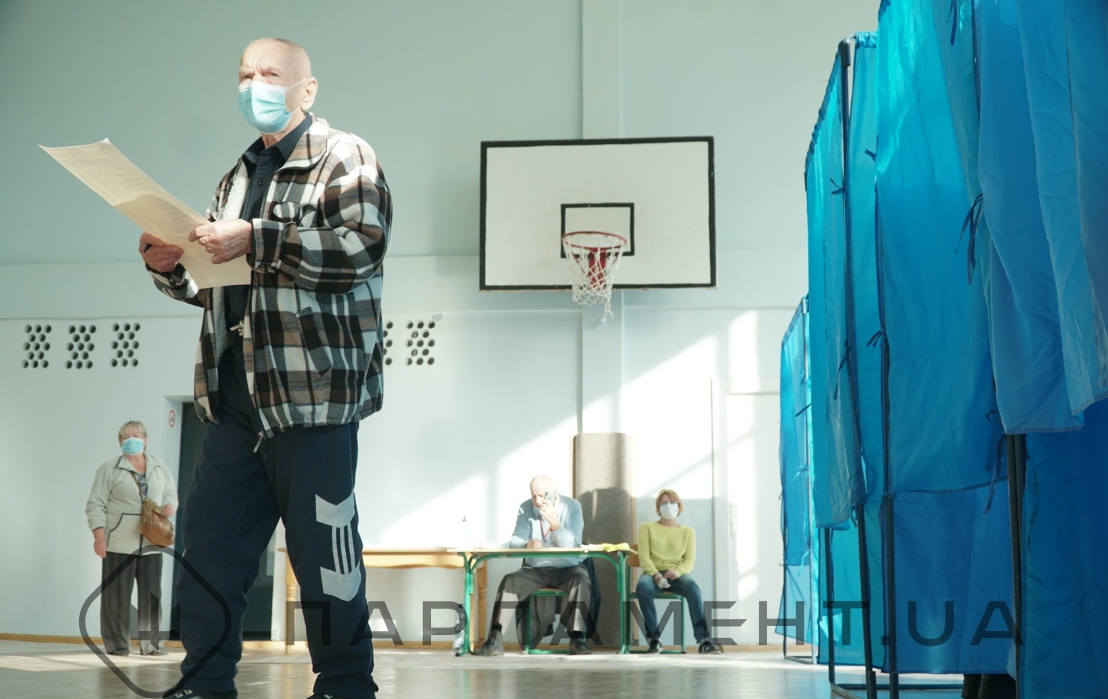 Выборы мэра Кривого Рога: полиция уже фиксирует нарушения