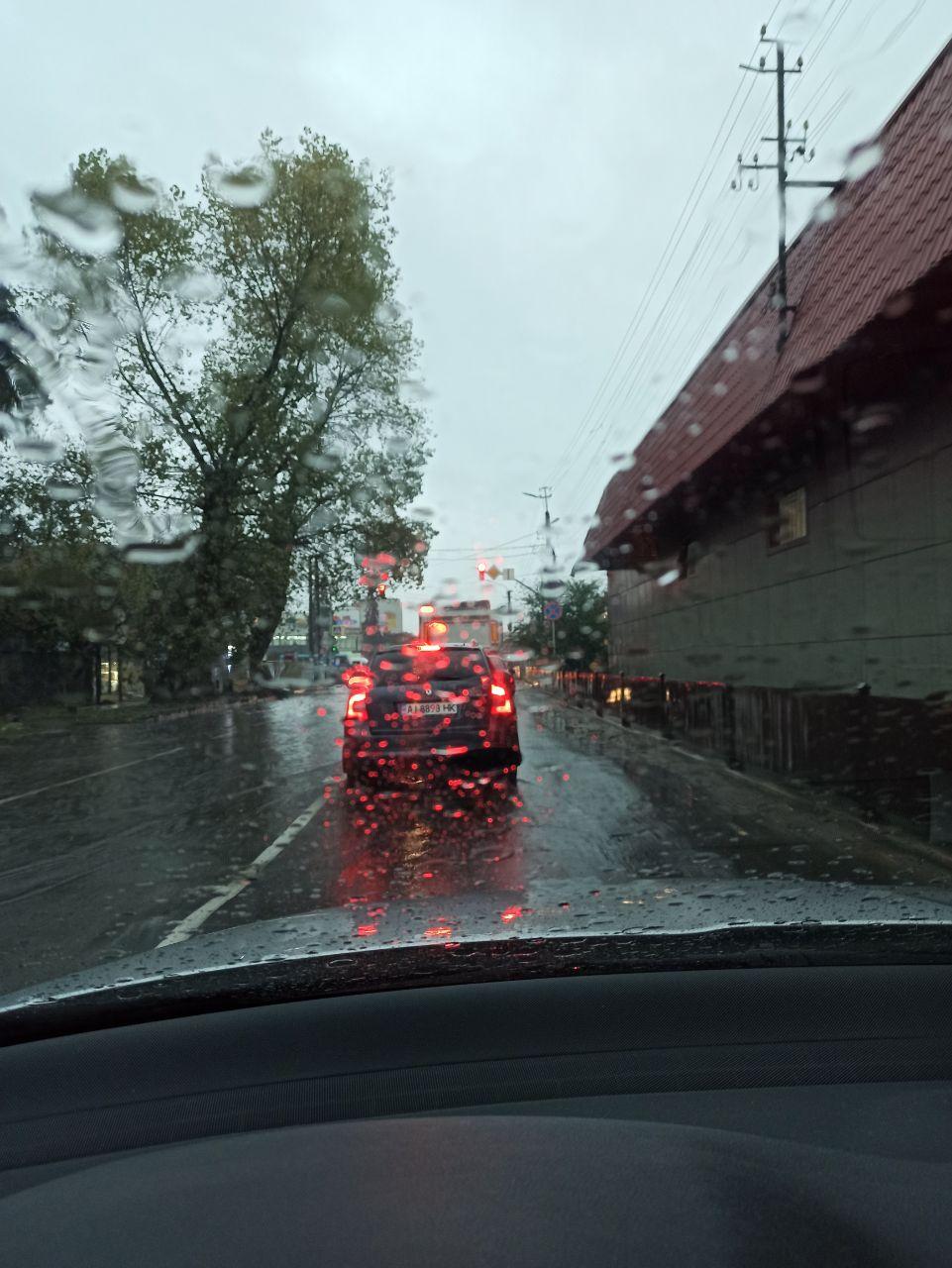 ДСНС попереджає про ожеледицю на дорогах