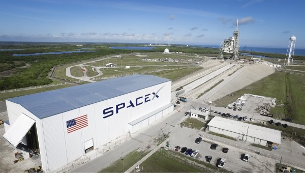 SpaceX планирует первые запуски на Марс через два года - Илон Маск