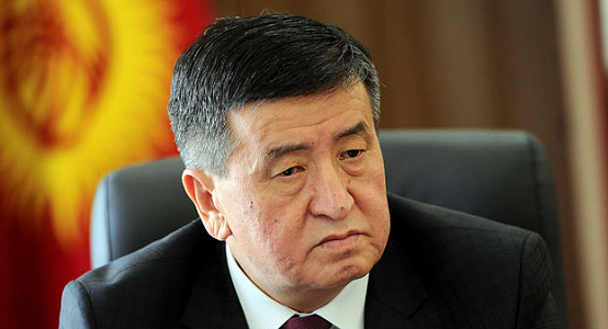 Президент Кыргызстана отправил в отставку премьер  'Пьера и правительство