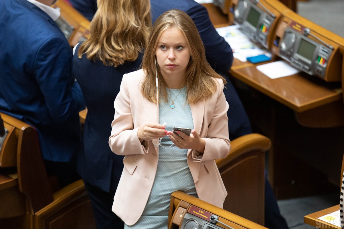 Нардепка зі "Слуги народу" захворіла на коронавірус