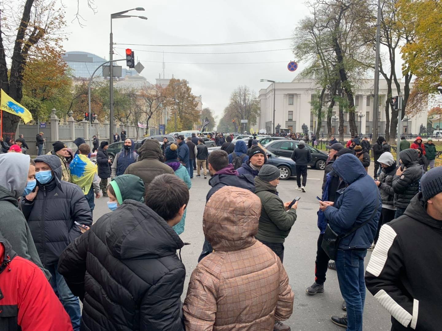 У Києві та Вінниці розпочалися сутички "євробляхерів" з поліцією