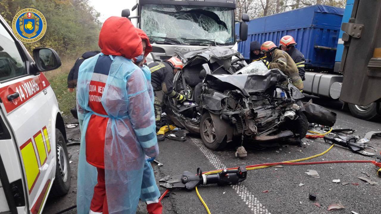 В ДТП у Черкаській області загинули дві людини