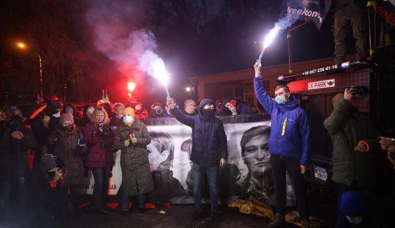 Під "Феофанією" мітингувальники вимагають реформ від Зеленського - фото