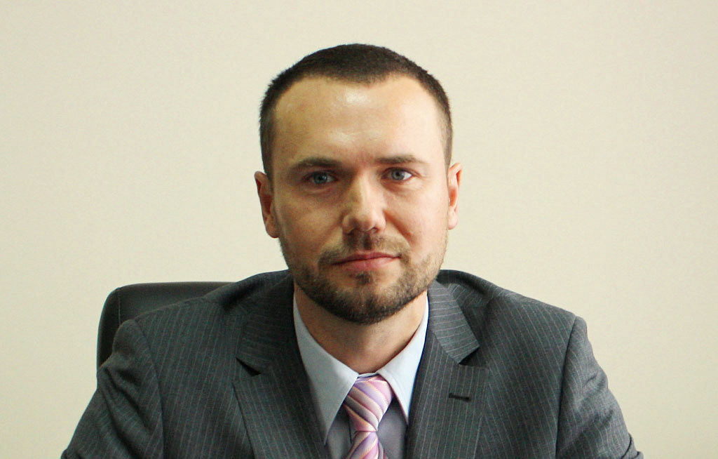 Шкарлет пообіцяв освітянам двічі підвищити зарплати