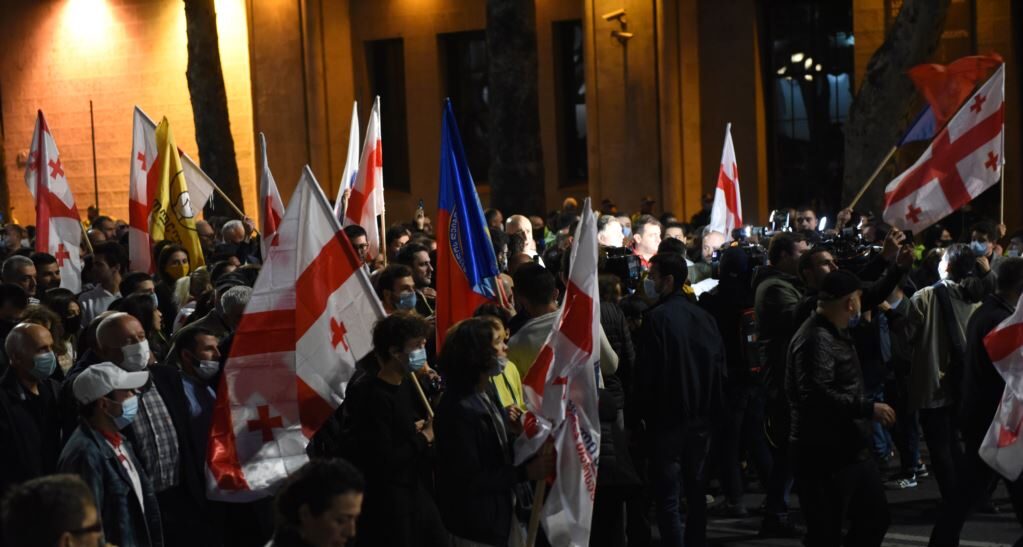 Вибори у Грузії: опозиційні партії відмовилися від депутатських мандатів