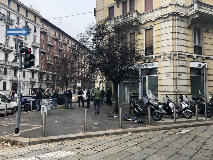 В Мілані грабіжники напали на банк і захопили заручників
