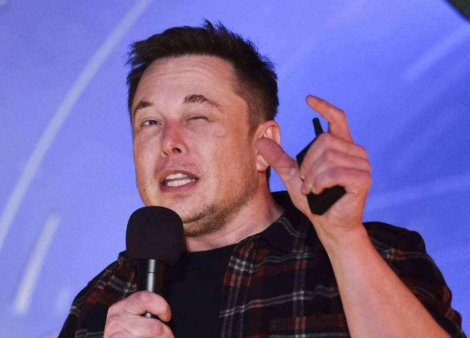 Илон Маск отреагировал на угрозы главы Роскосмоса Рогозина