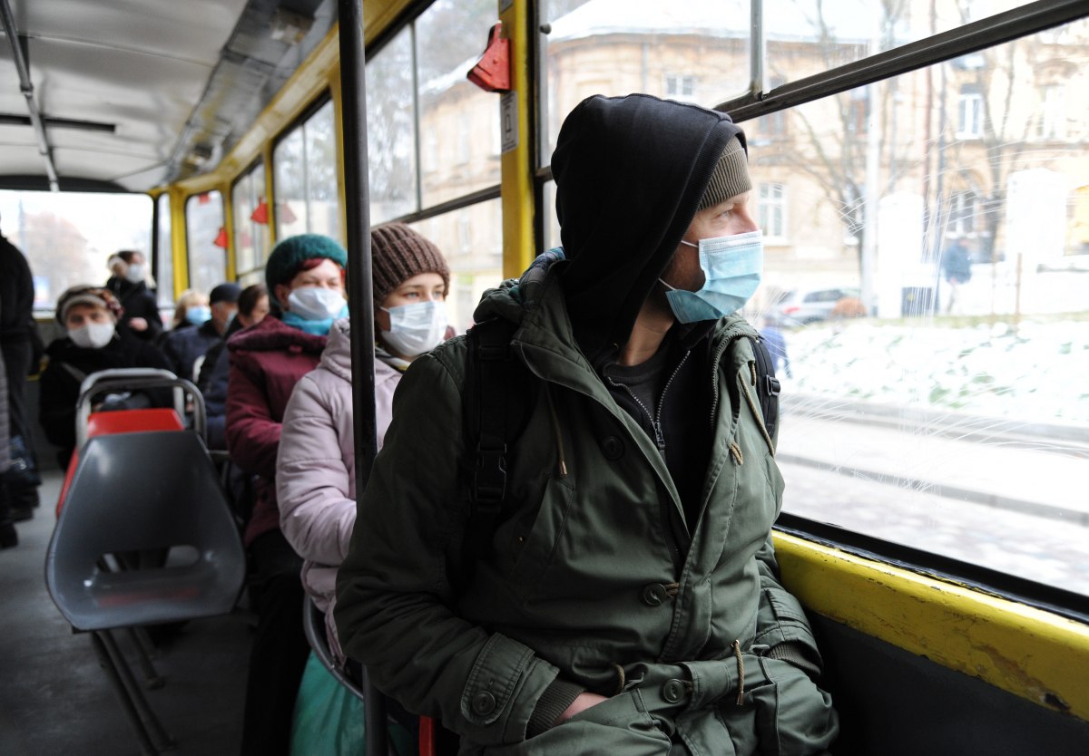 В Україні рекордно знизилася кількість хворих на коронавірус