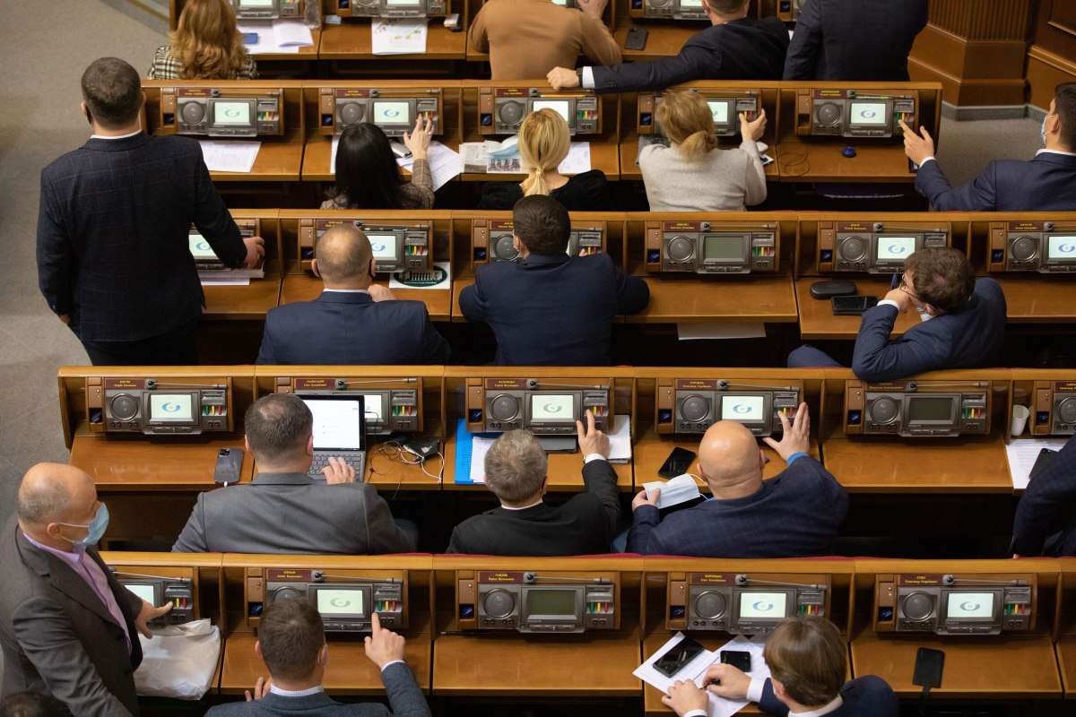 Верховна Рада б`є рекорди: за чотири роки ухвалили 1186 законів