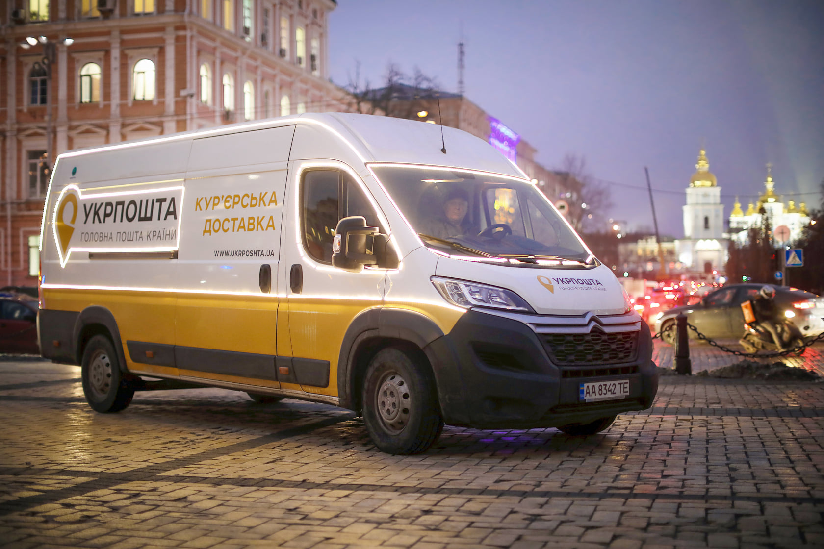 Укрпочта объяснила, как ввезти генераторы и старлинки через национальных почтовых операторов