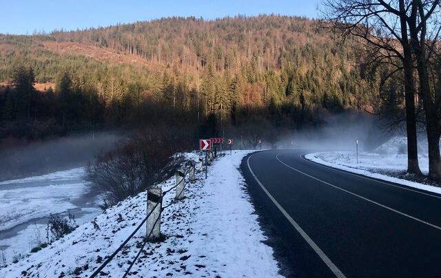 Від п`ятниці в Україні розпочнеться похолодання та дощі зі снігом - Укргідрометцентр