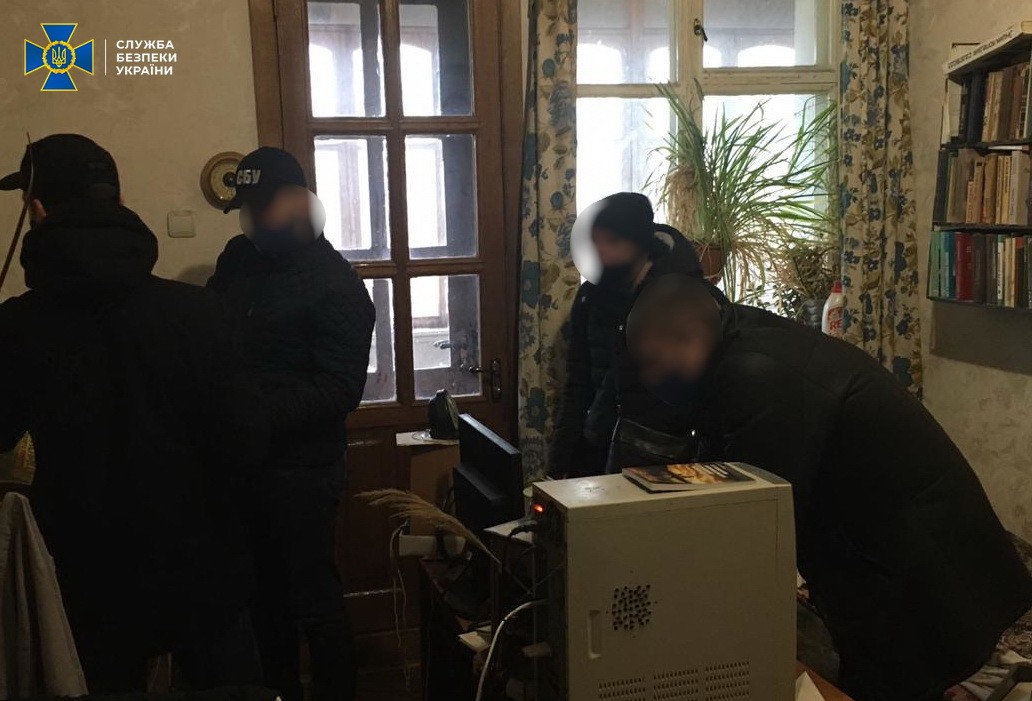 В Днепре, Черкассах и Сумах разоблачили сеть пророссийских агитаторов