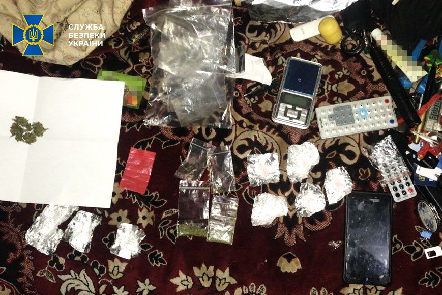 У Черкаській області наркоділки варили амфетамін на 2,5 мільйони гривень щомісячно