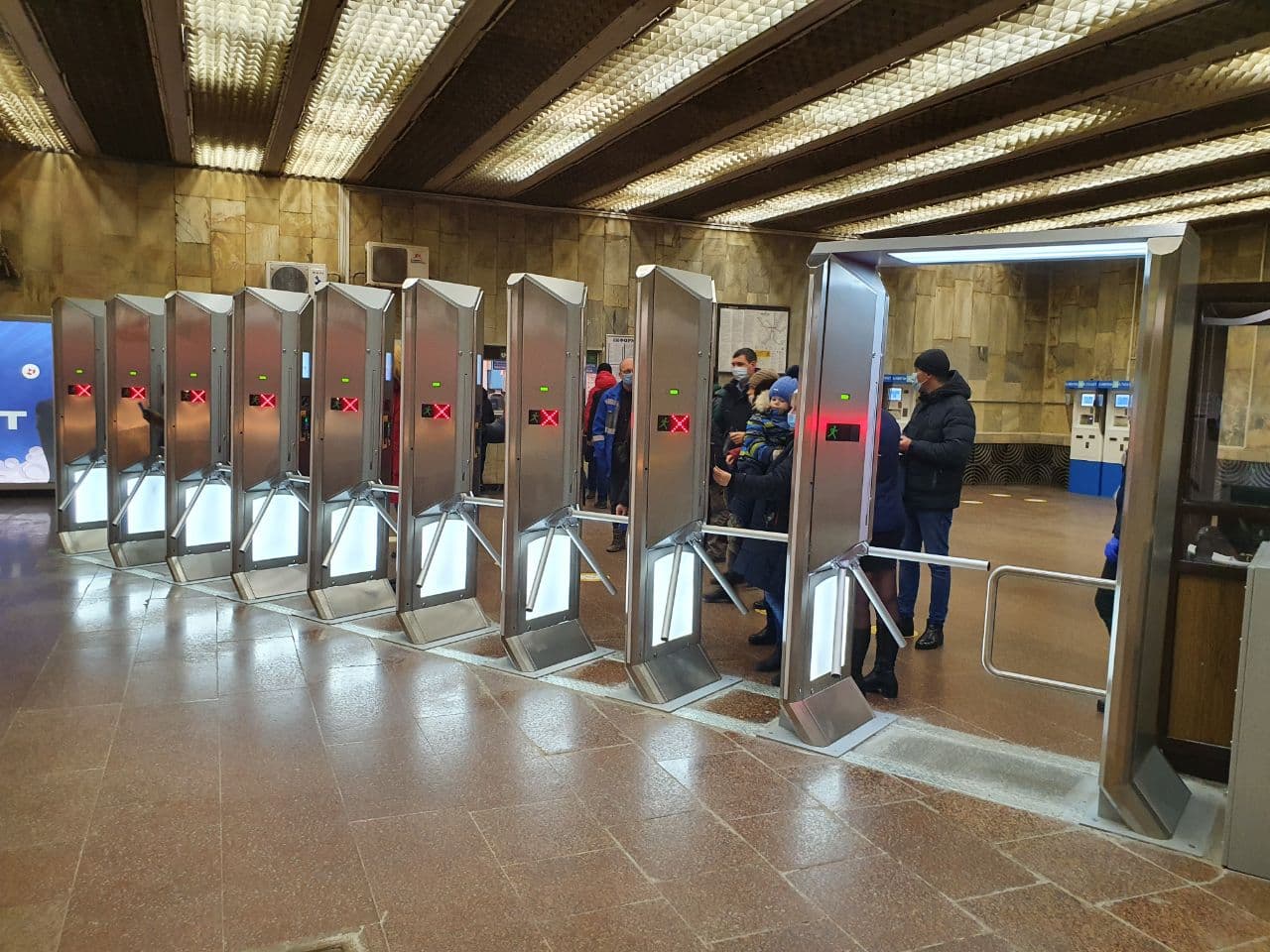 В киевском метро отдельные станции ограничат вход во время локдауна