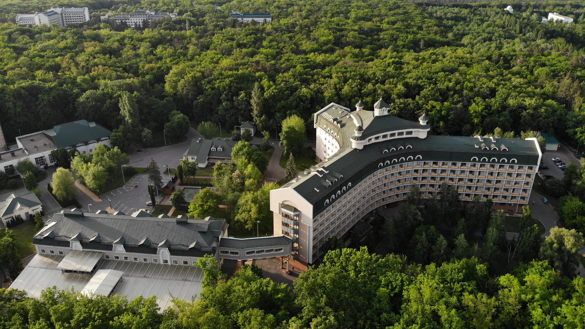 Бесплатно в "Феофании" может лечиться каждый украинец, но есть условия