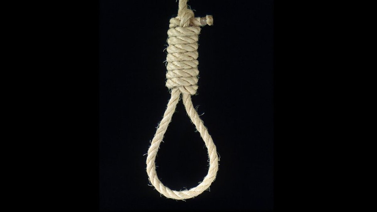 У Дніпрі мати й син повісилися на трубі в кухні