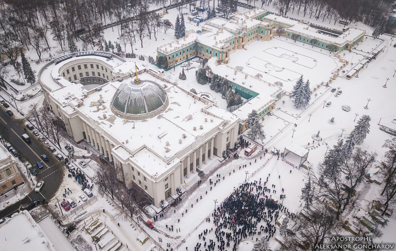 В Киеве вводят новогодние корпоративы в воздухе