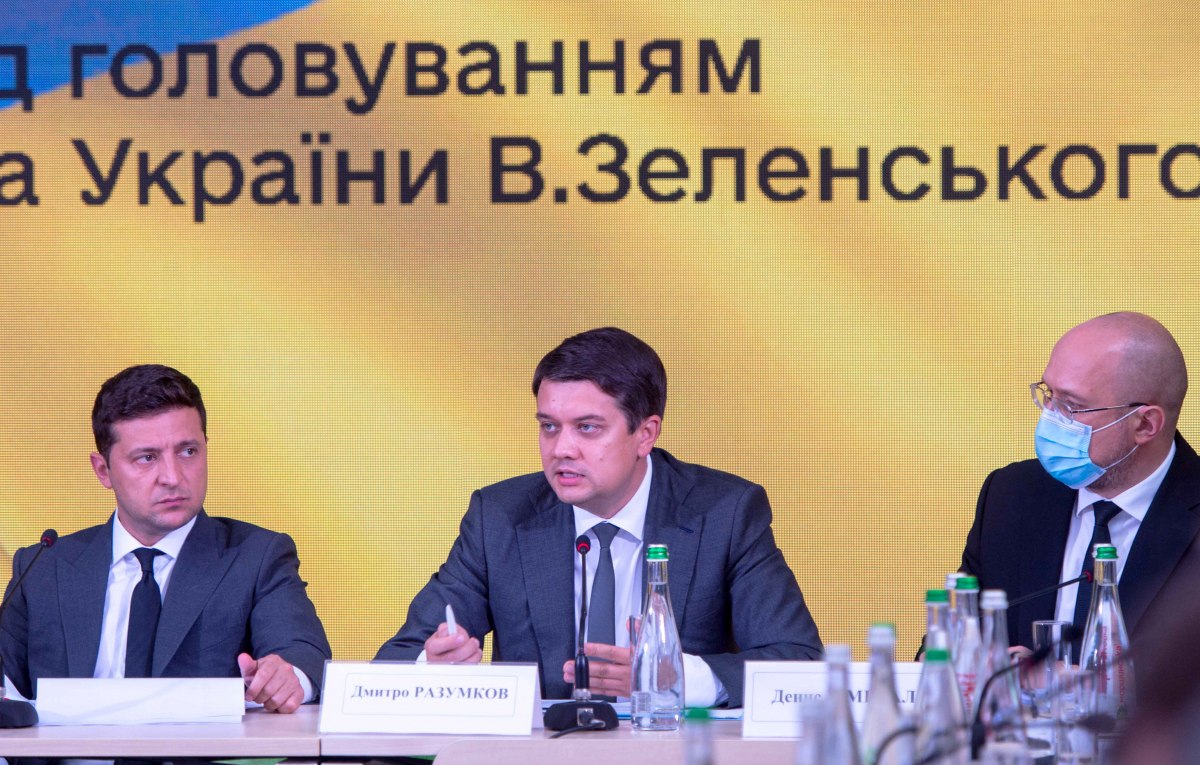 Українці розповіли, кому з політиків довіряють найбільше