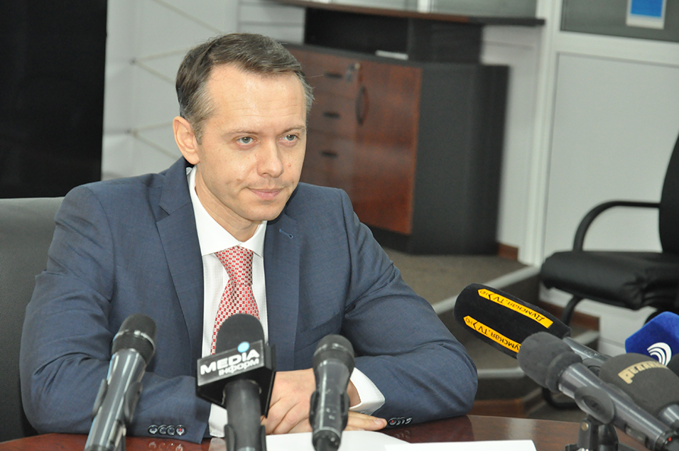 Міністр інфраструктури відсторонив директора Одеського морпорту від обов'язків