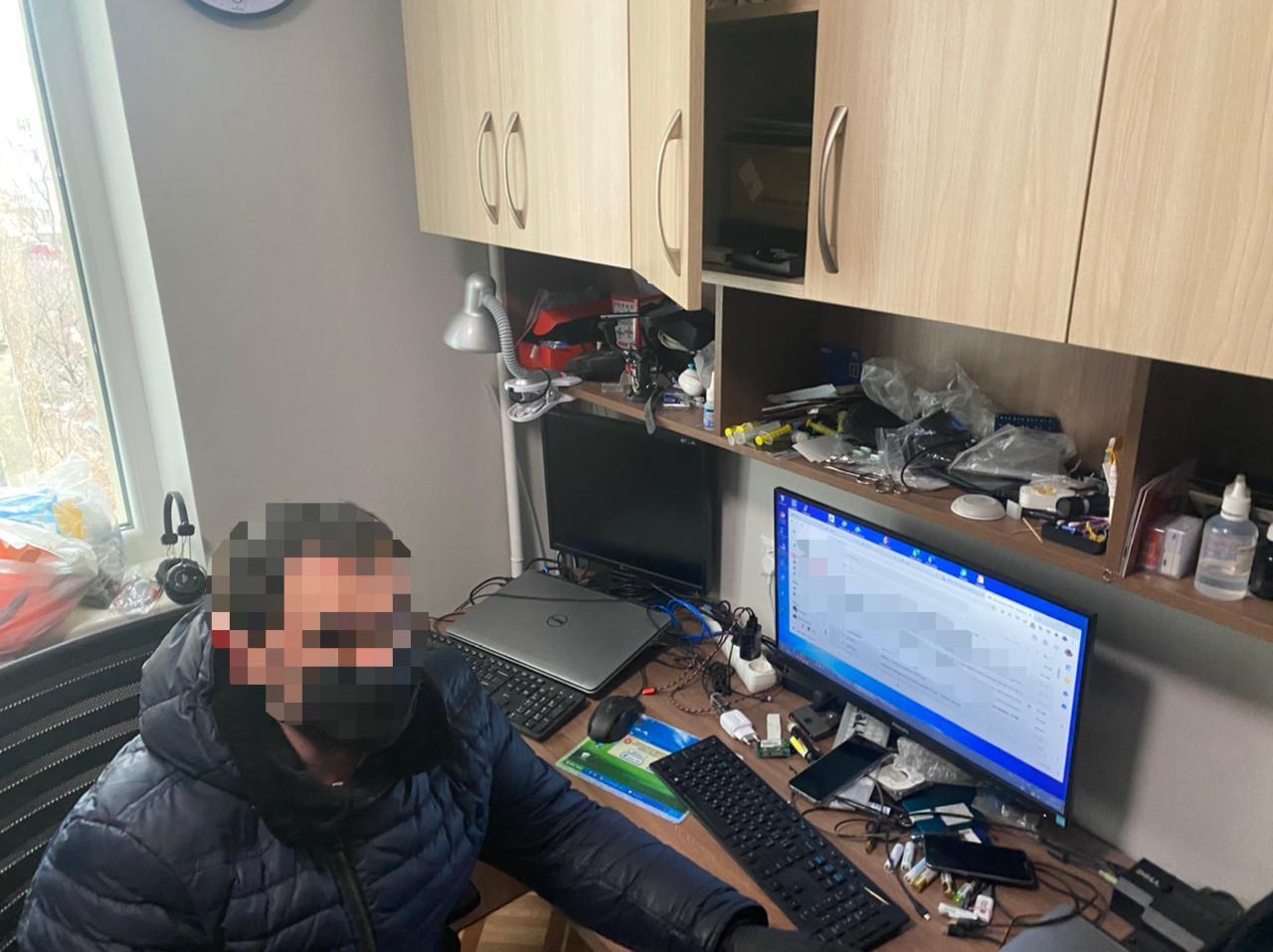 Поширили вірус і вкрали 2,5 мільярди доларів: в Україні викрили бот-мережу "ЕМОТЕТ" - відео