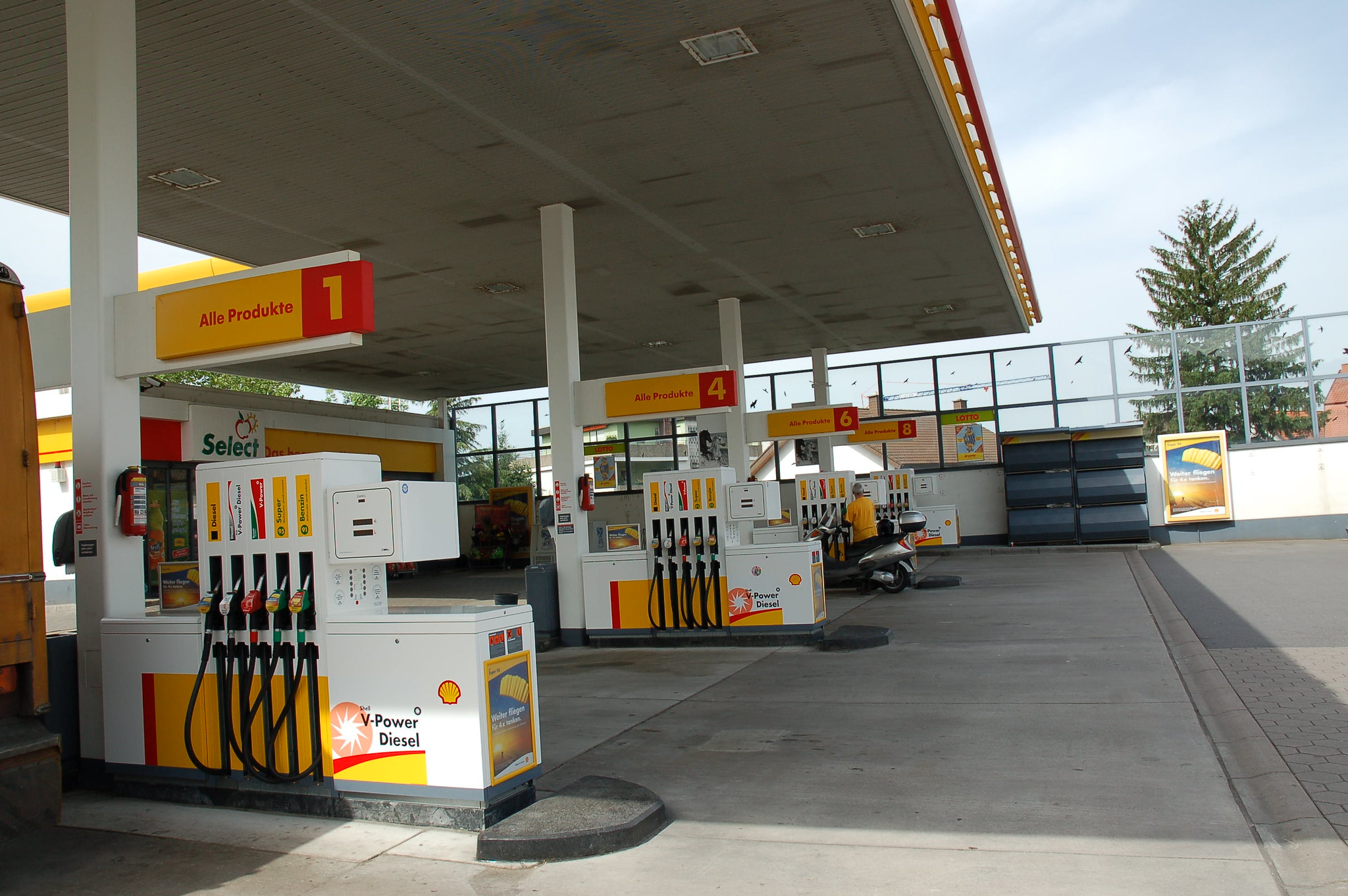 Після рішення Верховного Суду орендарі АЗС можуть забути про спільний позов до ПриватБанку